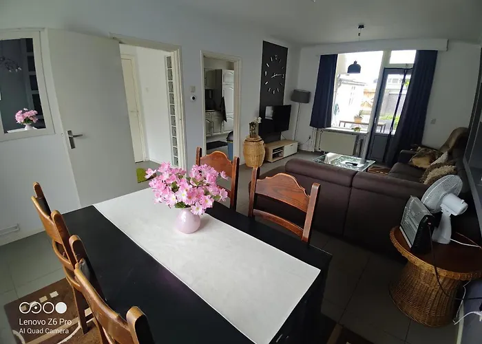 Cozy House In * Weert