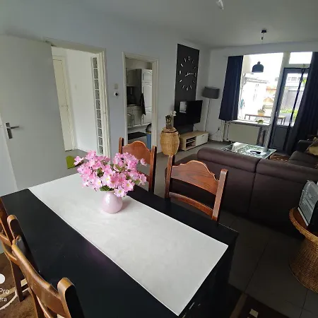 Cozy House In * Weert