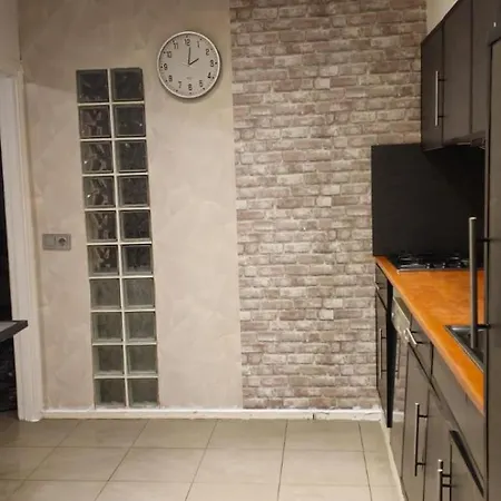 Lägenhet Cozy House In